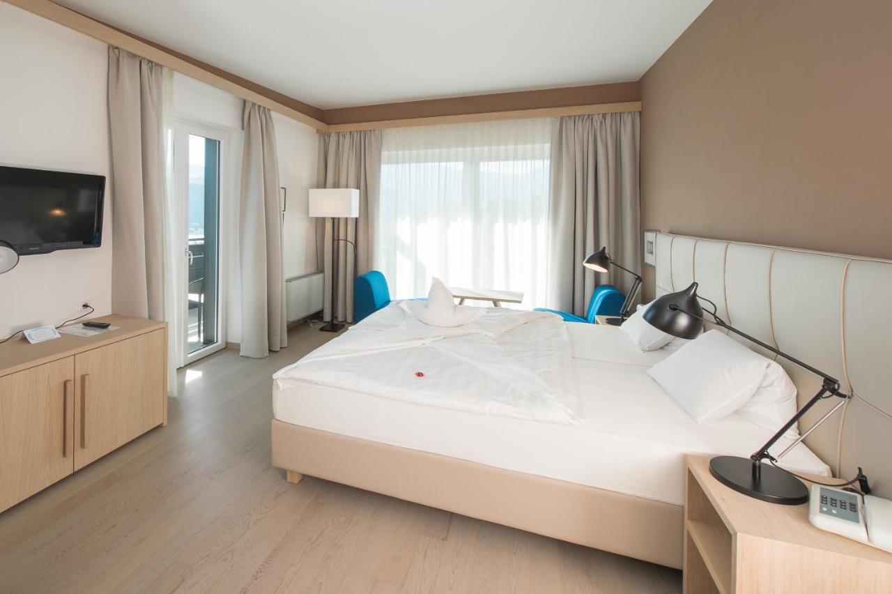 Seeberg Garni Hotel 4*